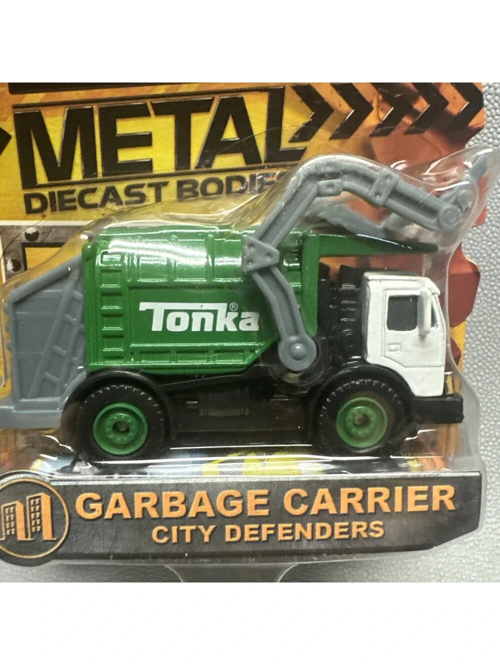 Tonka Metal Garbage Truck Carrier City Defenders 1:64 Green 2014 Diecast